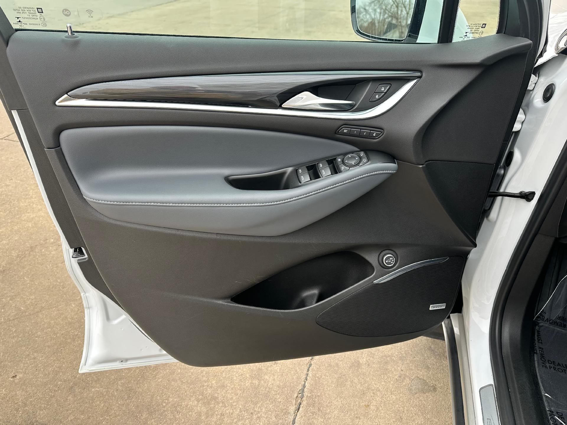 2023 Buick Enclave Premium