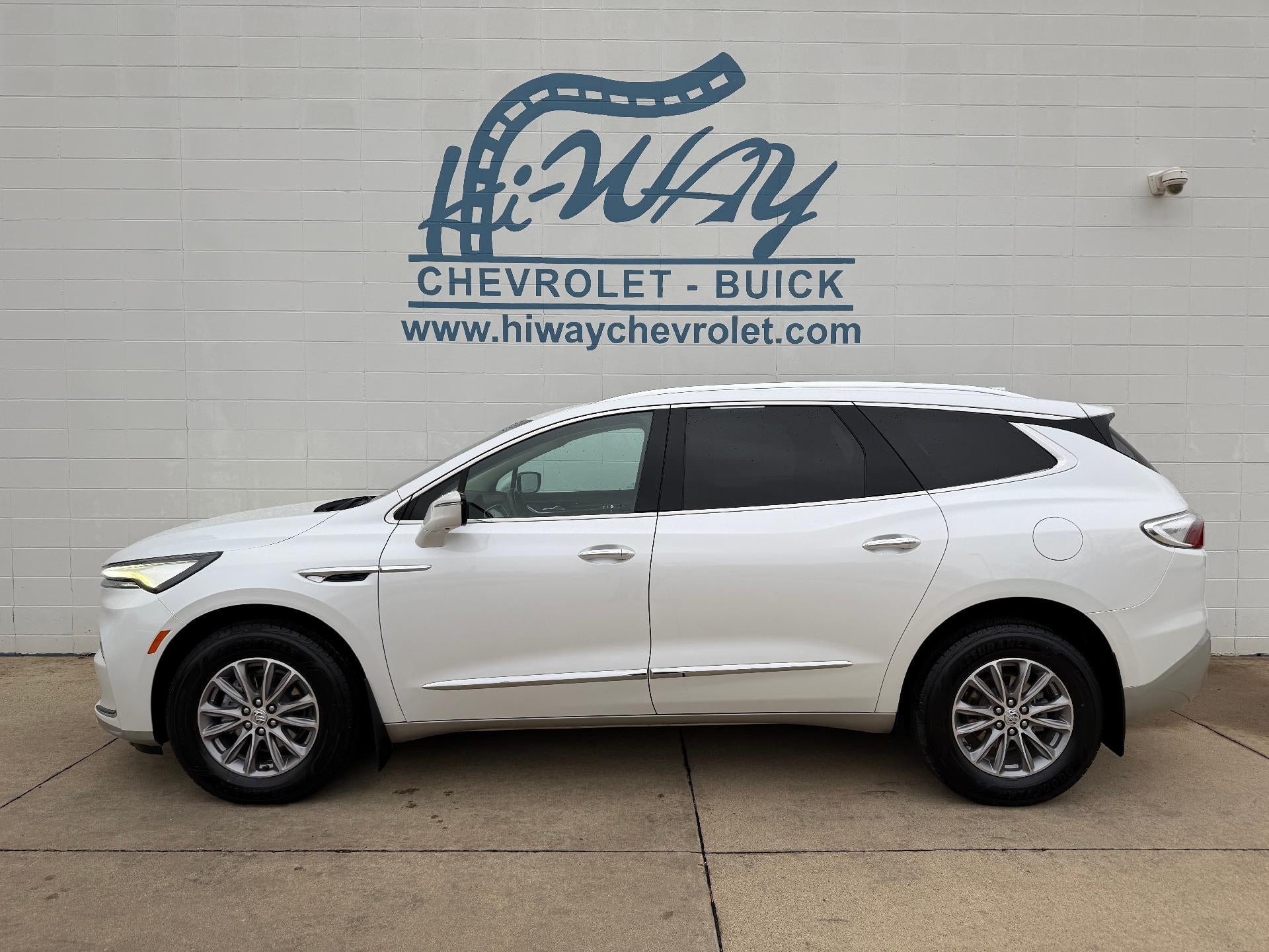 2023 Buick Enclave Premium