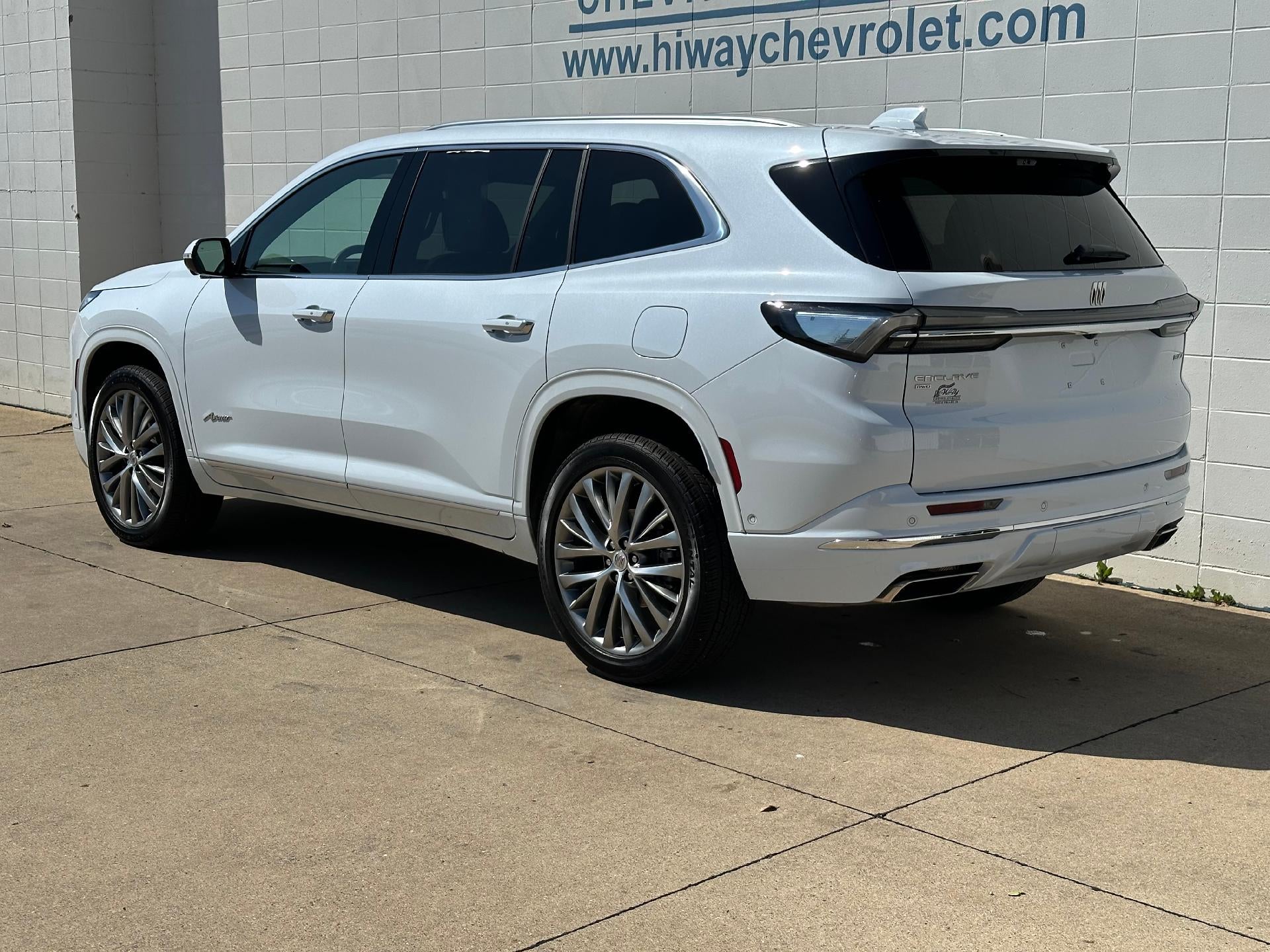 2026 Buick Enclave Avenir