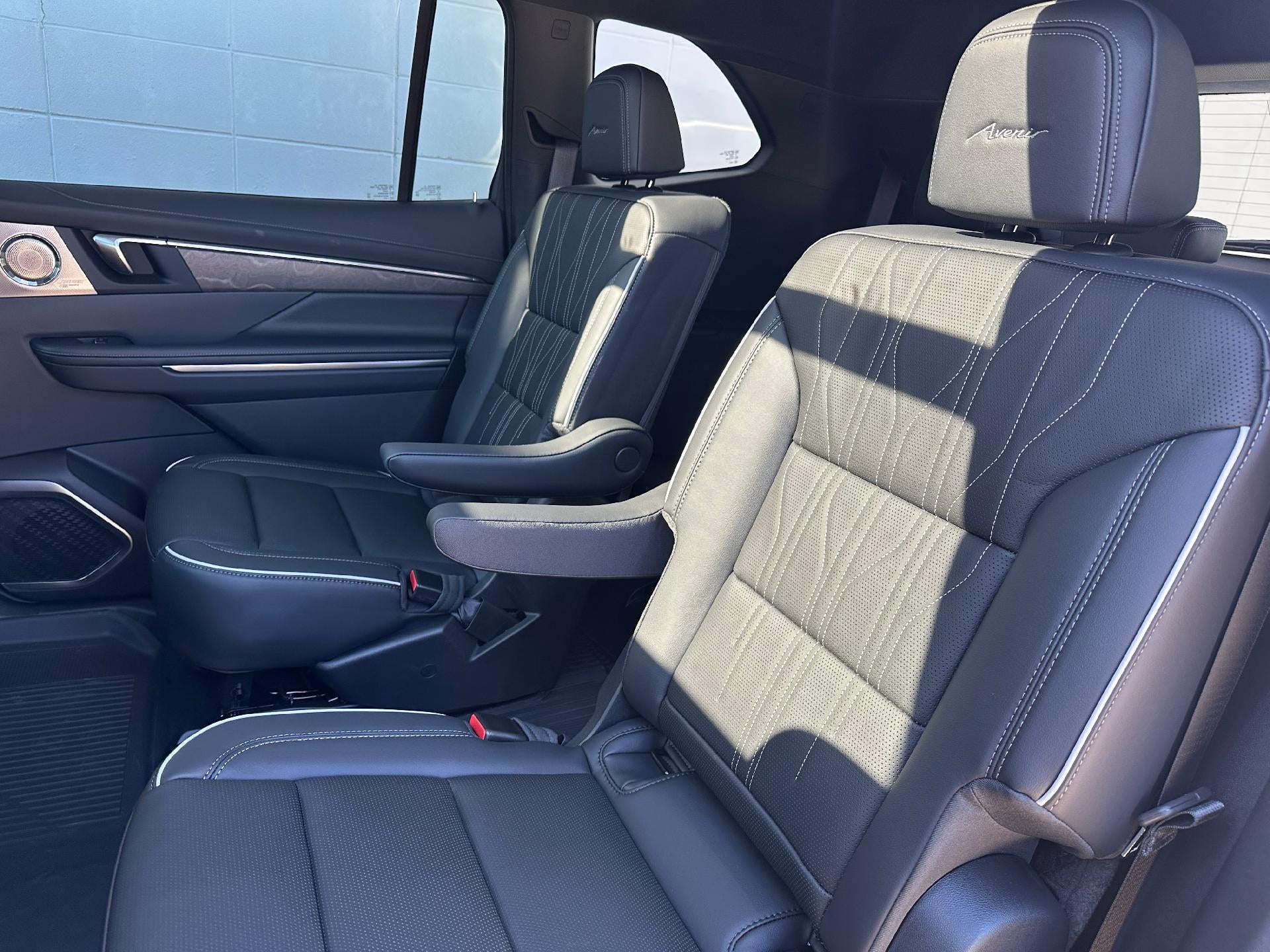2027 Buick Enclave Avenir