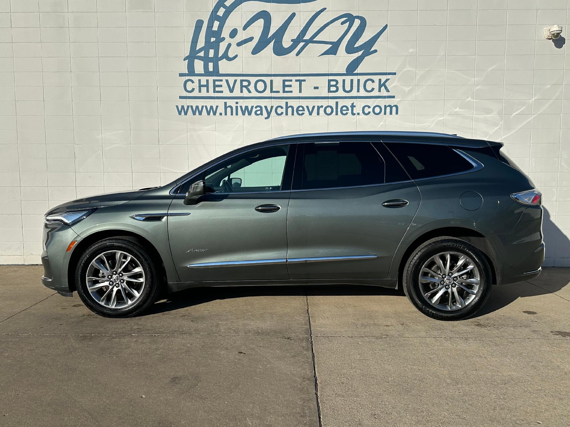 2023 Buick Enclave Avenir
