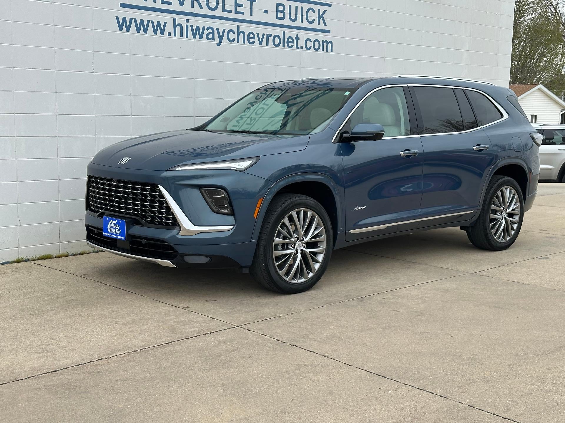 2025 Buick Enclave Avenir