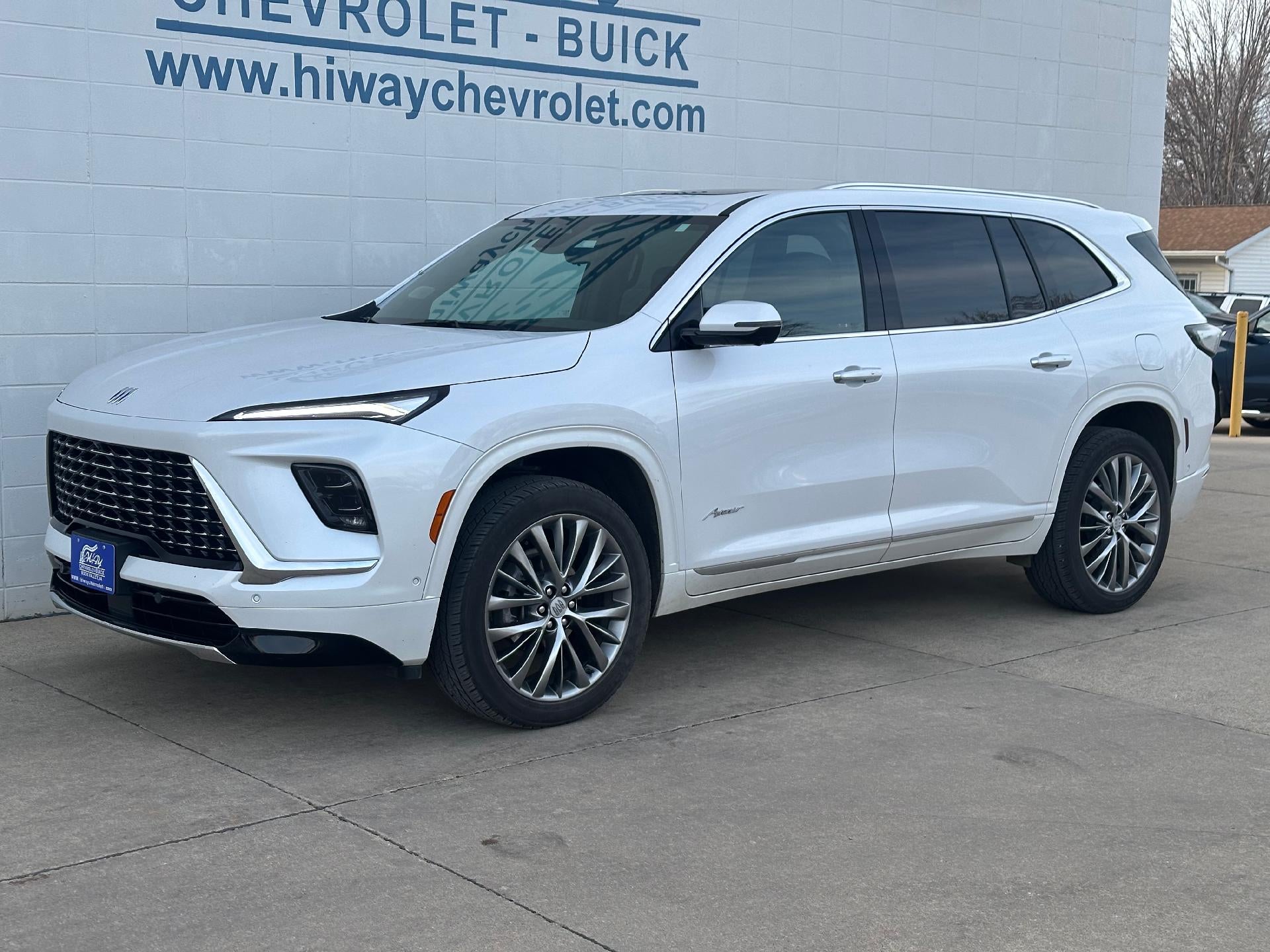 2025 Buick Enclave Avenir