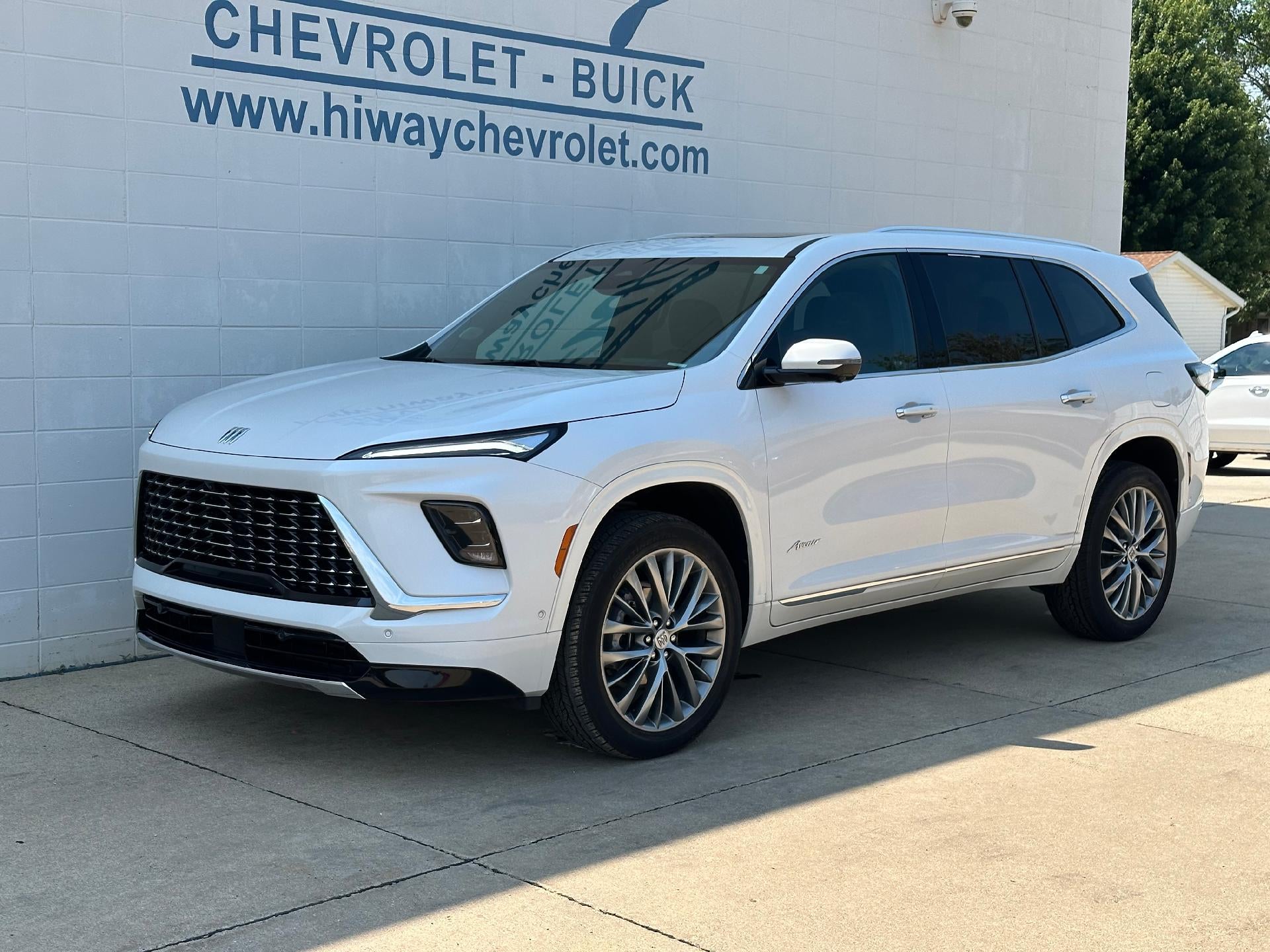 2025 Buick Enclave Avenir