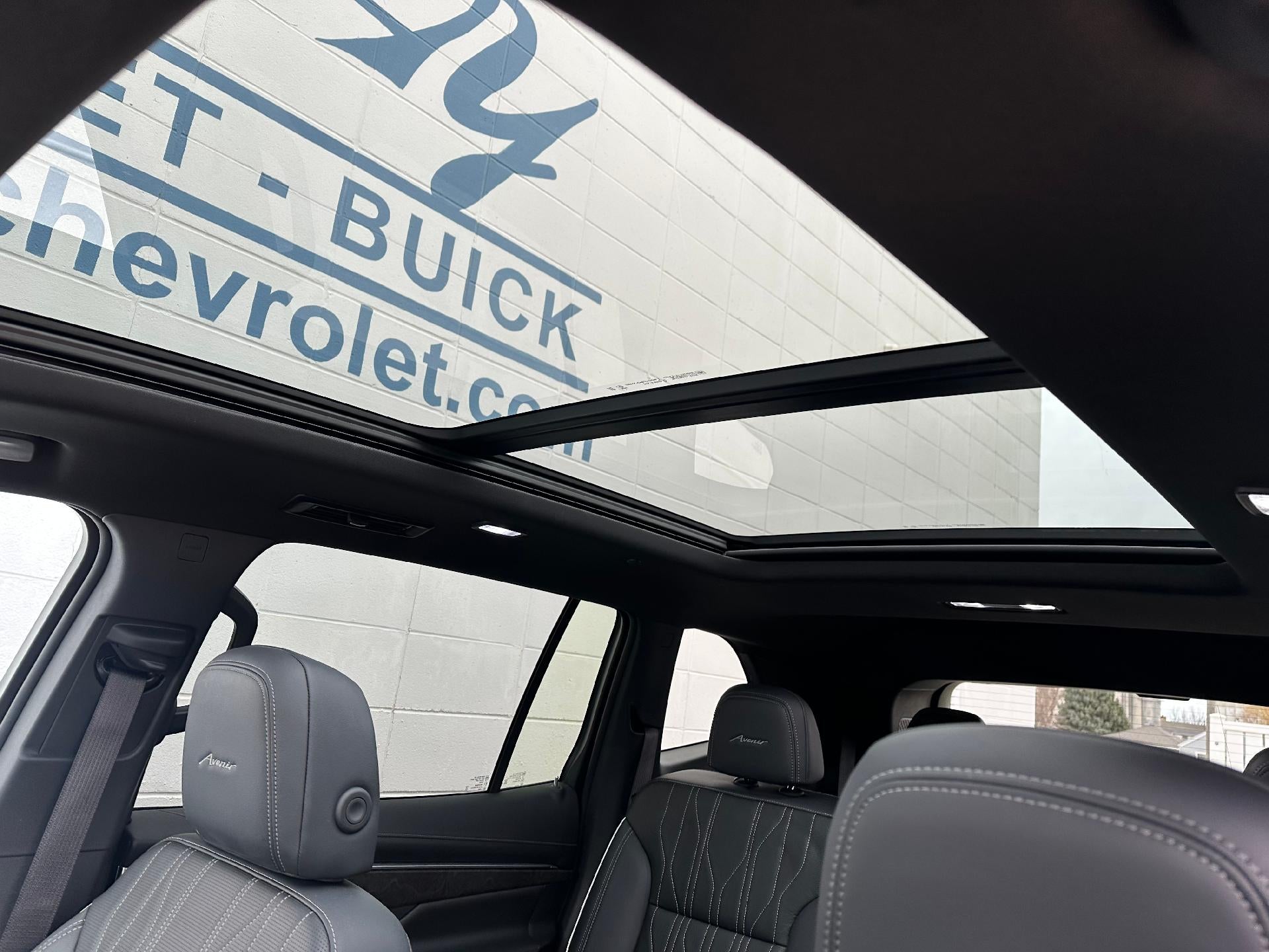 2025 Buick Enclave Avenir