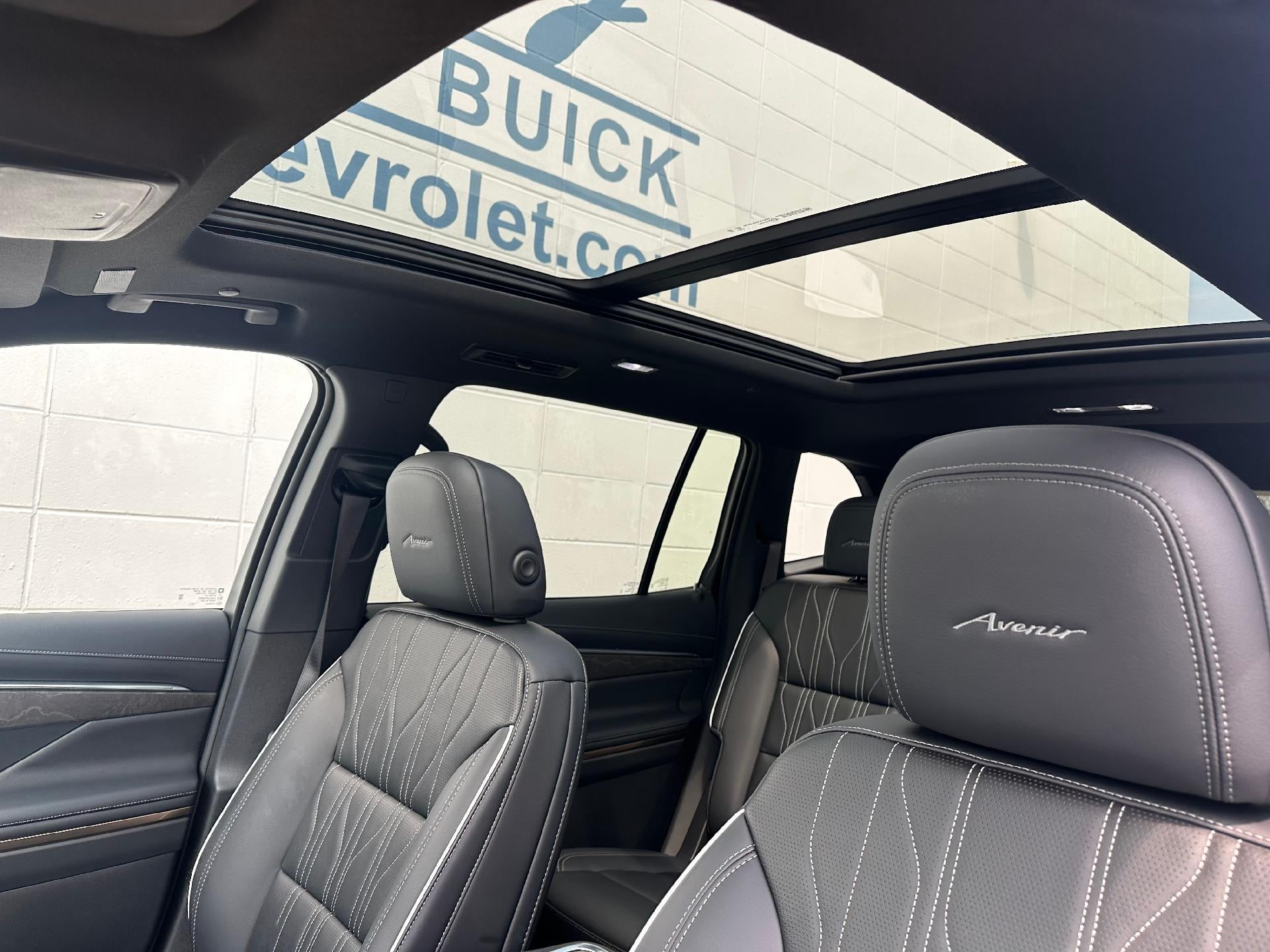 2025 Buick Enclave Avenir