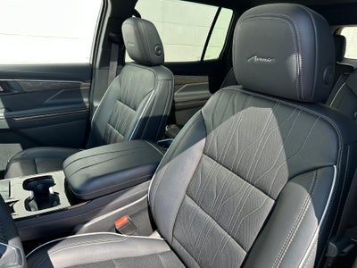 2025 Buick Enclave Avenir