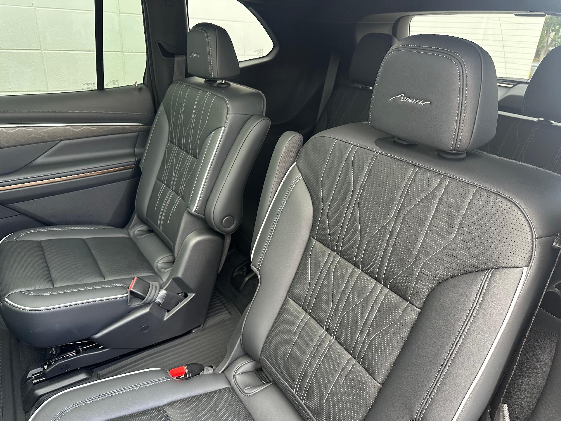 2025 Buick Enclave Avenir