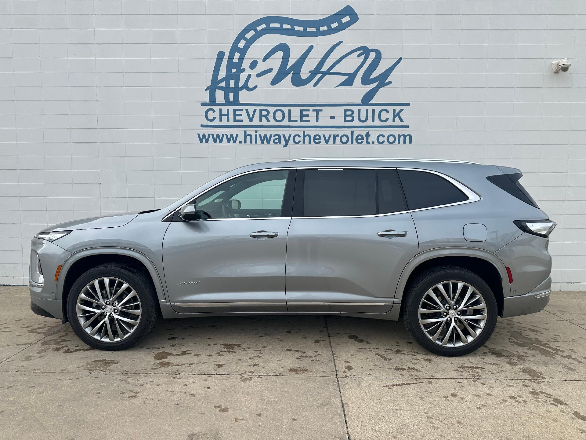 2025 Buick Enclave Avenir