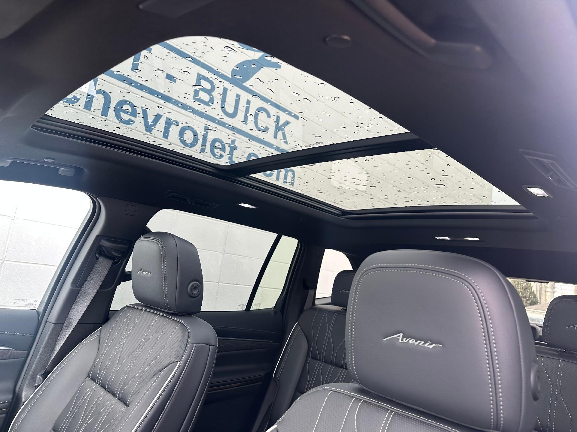 2025 Buick Enclave Avenir