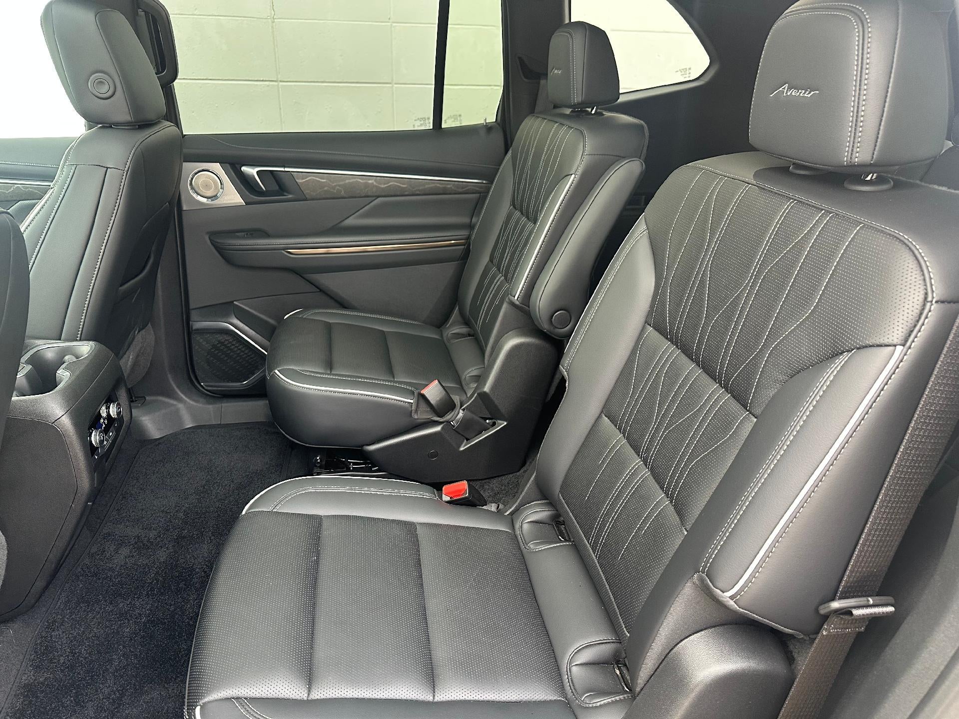 2025 Buick Enclave Avenir