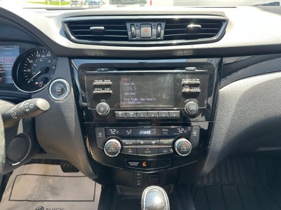 2018 Nissan Rogue Sport SV