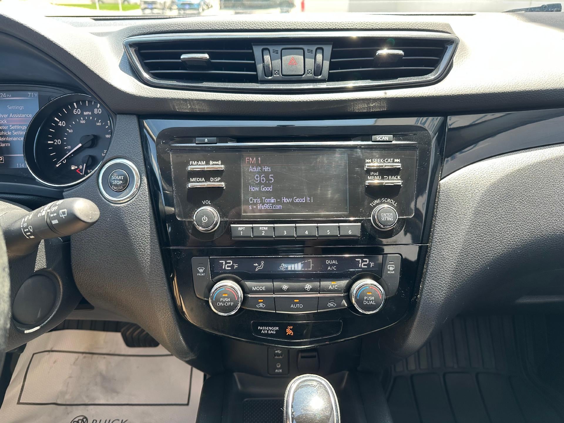 2018 Nissan Rogue Sport SV