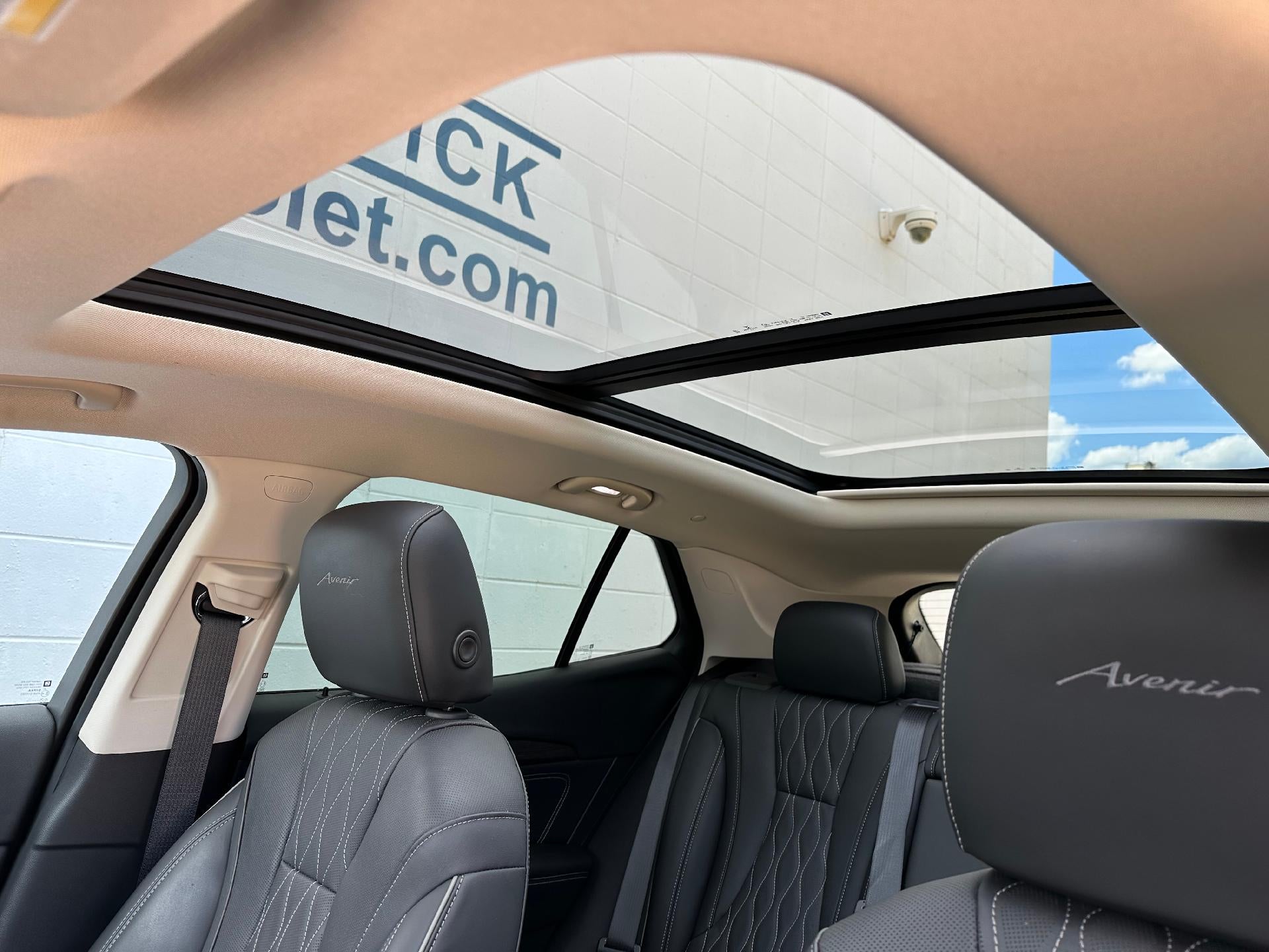 2022 Buick Envision Avenir
